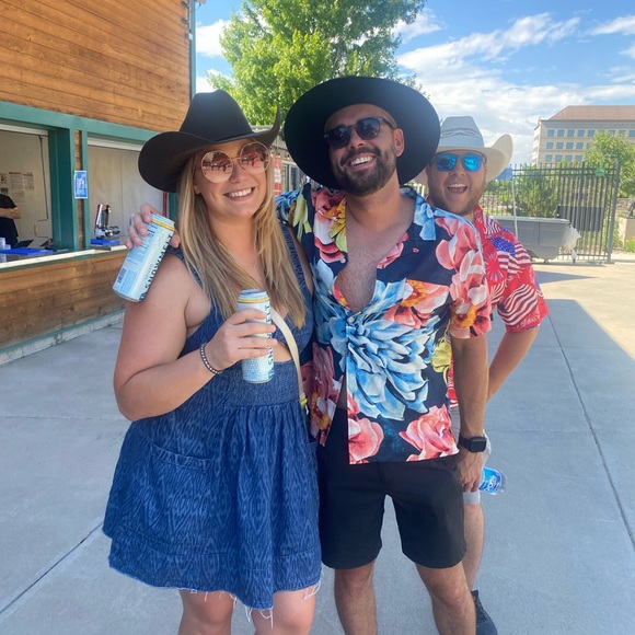 Meet your Posher, Taz - Picture 2 of 2